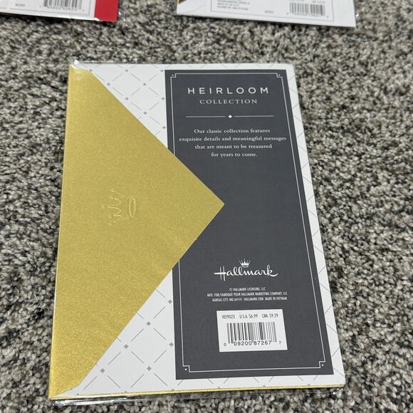 Hallmark Valentine's Day Bundle! Signature Heirloom Rhinestone Velvet Love Cards - Picture 10 of 12